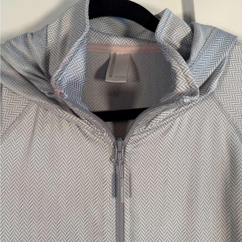 Mondetta Gray Chevron Pattern Jacket - Picture 2 of 5